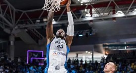 快船助教揭秘：大洛·佩尔森签约原因及对比卡佩拉