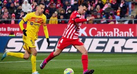 莱万特4-0赫罗纳联赛大胜，红牌风暴中展现实力